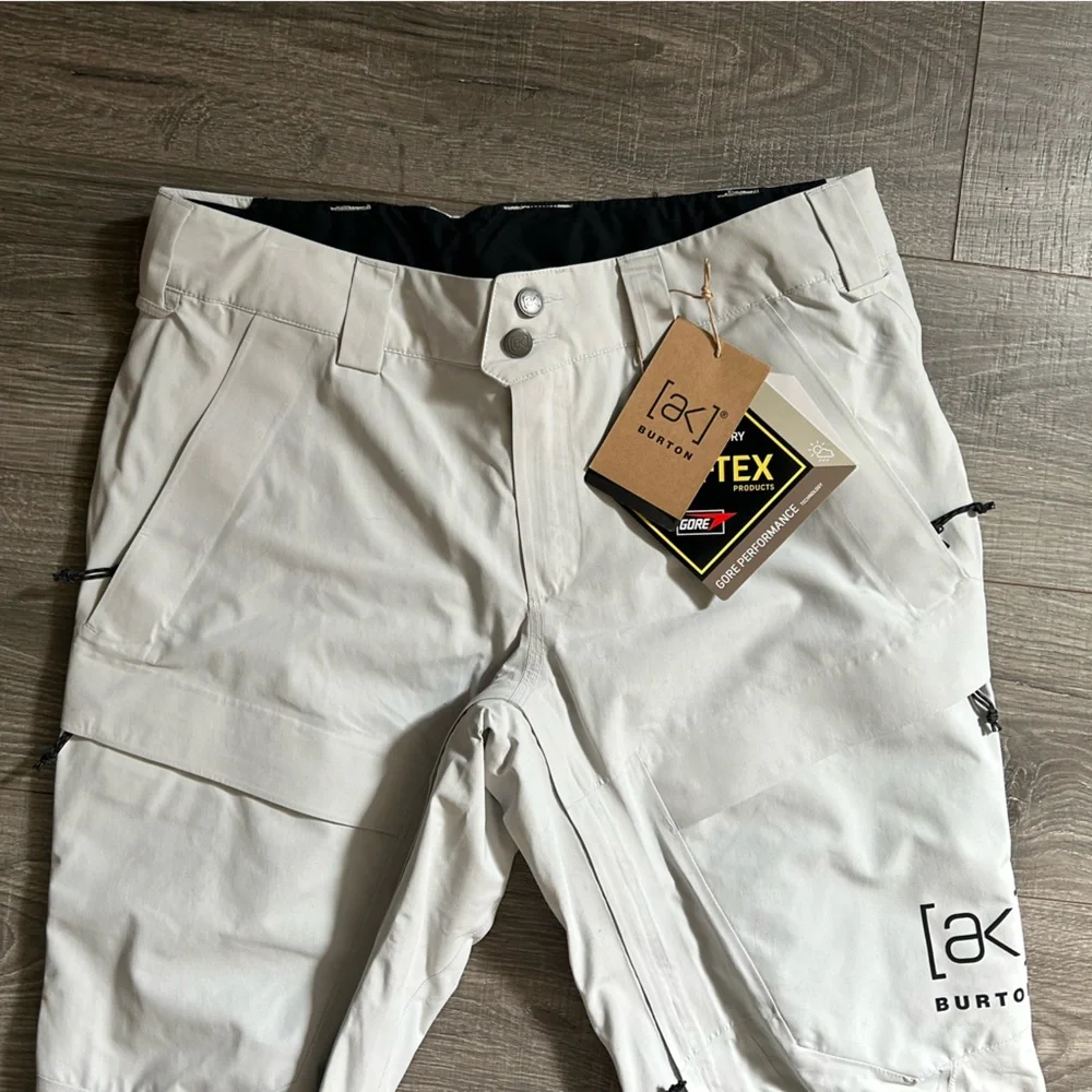 Burton Men's AK Swash pants NWT gore Tex size medium grey cloud snowboard - Picture 1 of 11